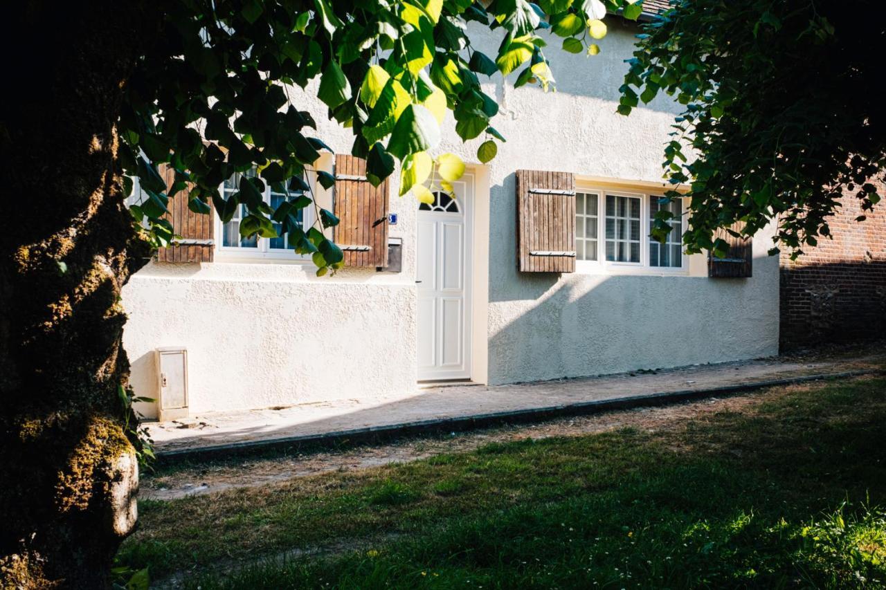 Loveroom Du Perche : Maison Avec Balneo Moulins-la-Marche Exterior foto